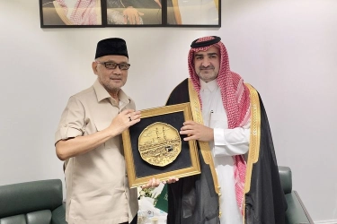 BP Haji Temui Deputi Menteri Haji Arab Saudi: Negosiasi Kuota Haji, Maksimal 2 Syarikah