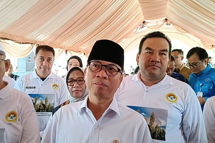Mendes Pastikan Koperasi Merah Putih Miliki Badan Hukum di Akhir Juni
