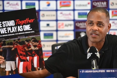 CEK FAKTA Kabar Patrick Kluivert Mengundurkan Diri Usai Kalah dari Jepang