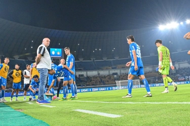 Eksodus Pemain Persib, Kata Bojan Hodak Usai Separuh Kekuatan Hilang