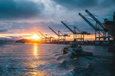 Israel Serang Iran, Harga Minyak Dunia Bisa Tembus 120 Dollar AS Per Barrel