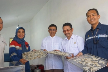 Limbah Ikan di Subang Kini Jadi Sumber Cuan dan Energi Hemat