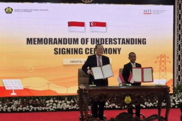 RI Teken Kerja Sama Ekspor Listrik Hijau 3,4 GW ke Singapura