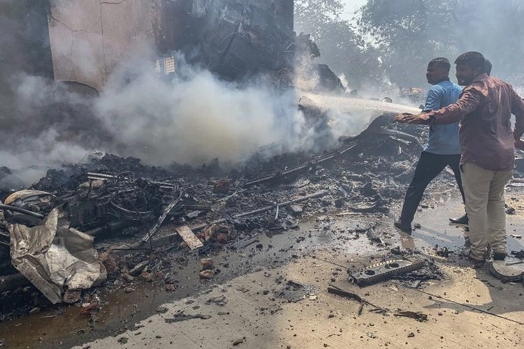 Update Pesawat Air India Jatuh, Satu Orang Selamat