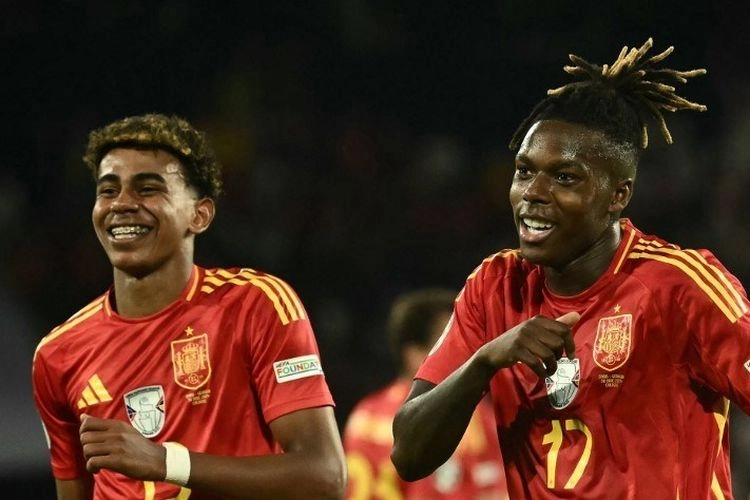 Nico Williams Ingin ke Barcelona, Sudah Bicara dengan Hansi Flick