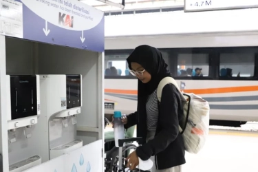 39 Stasiun Kereta Kini Punya Water Station, Traveler Bisa Isi Tumbler Gratis
