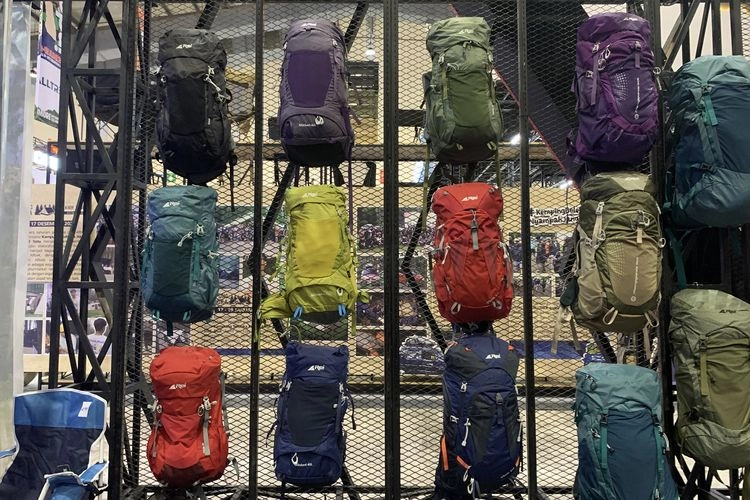 5 Cara Pilih Tas Carrier untuk Naik Gunung, Tips dari Penjual