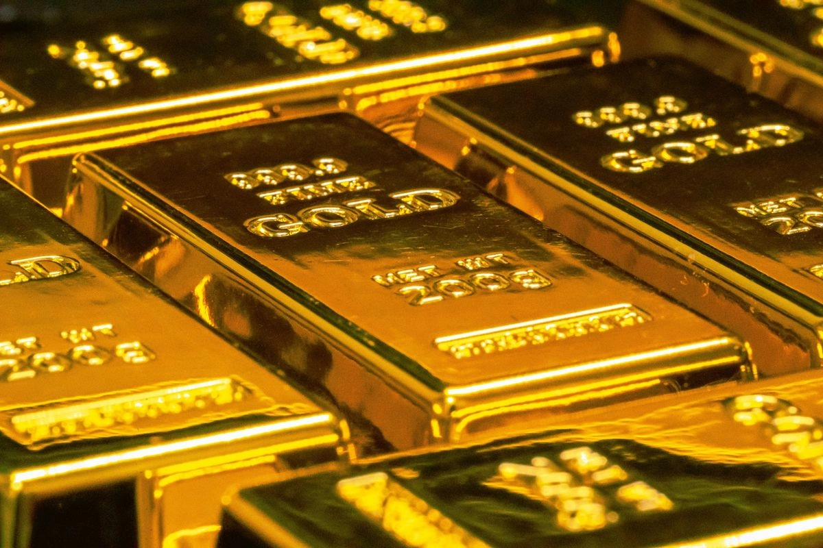 7 Keuntungan Investasi Emas Batangan, Pemula Harus Tahu