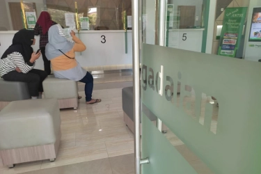 Jelang Tahun Ajaran Baru, Permintaan Gadai Naik Tajam