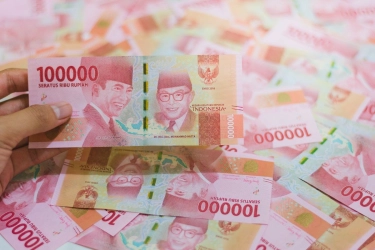 Nilai Tukar Rupiah Diproyesikan Melorot Setelah Tensi Israel-Iran Memanas