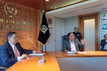 Sentil Fadli Zon soal Pemerkosaan Massal 1998, Bambang Pacul: Jangan Sok Benar