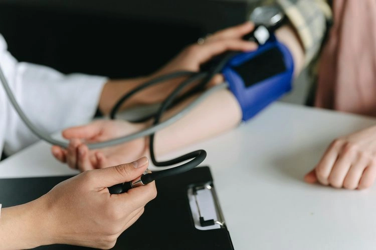 Dokter Peringatkan Kurang Tidur Bisa Sebabkan Hipertensi