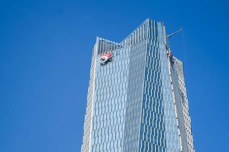 Lepas IndiHome, Telkom Limbung