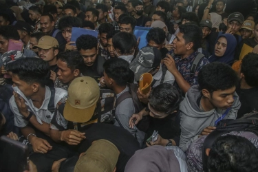 Terdidik tapi Terpinggirkan