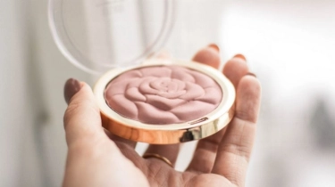 4 Compact Powder Ber-SPF di Bawah Rp 50 Ribu, Wajah Tetap Glowing Tanpa Bikin Kantong Kering