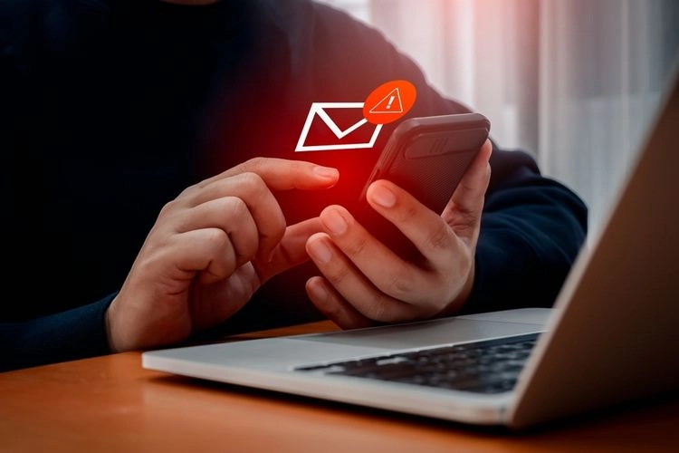 Hati-hati, Jangan Asal Klik Notifikasi Ini