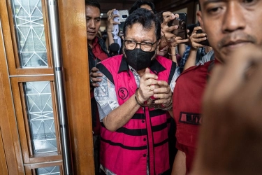Tangis Hakim Pecah Saat Bacakan Vonis Zarof Ricar, Keserakahan Bikin Nama Baik MA Tercoreng