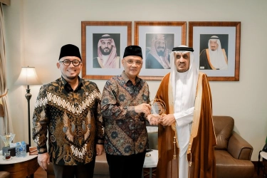 Temui Dubes Arab Saudi, BP Haji: Sepakat Bersinergi Susun Strategi Pelaksanaan Haji 2026 Lebih Awal