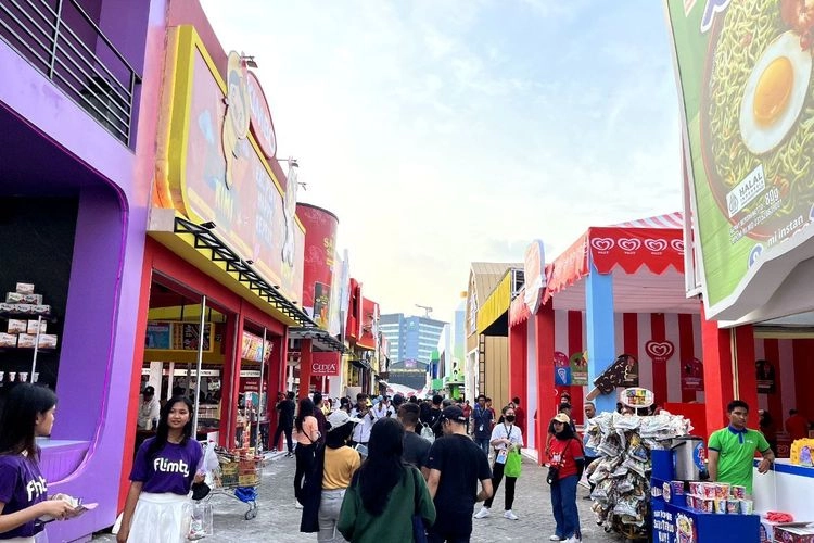 Cara Menuju Lokasi Jakarta Fair 2025 Menggunakan KRL dan Transjakarta