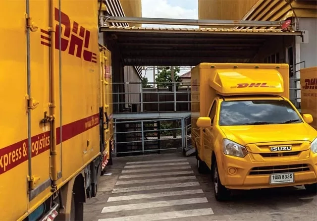 DHL Alihkan Rute Pengiriman Imbas Perang Israel Vs Iran