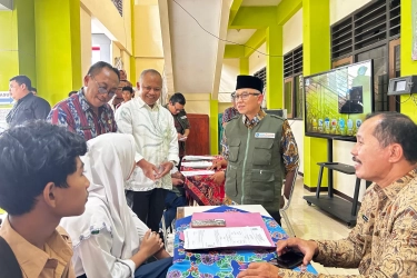 Pastikan SPMB 2025 di SMK Berbeda dengan SMA, Ini Penjelasan Wamendikdasmen Atip Latipulhayat