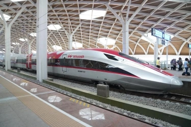 Cara Beli Tiket Whoosh hingga Reschedule Jadwal Keberangkatan