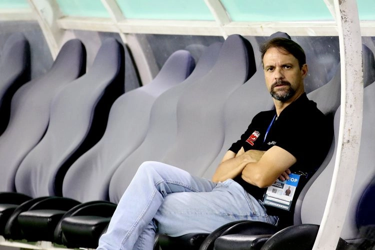 Mauricio Souza Menuju Jakarta, Siap Mulai Era Baru di Persija