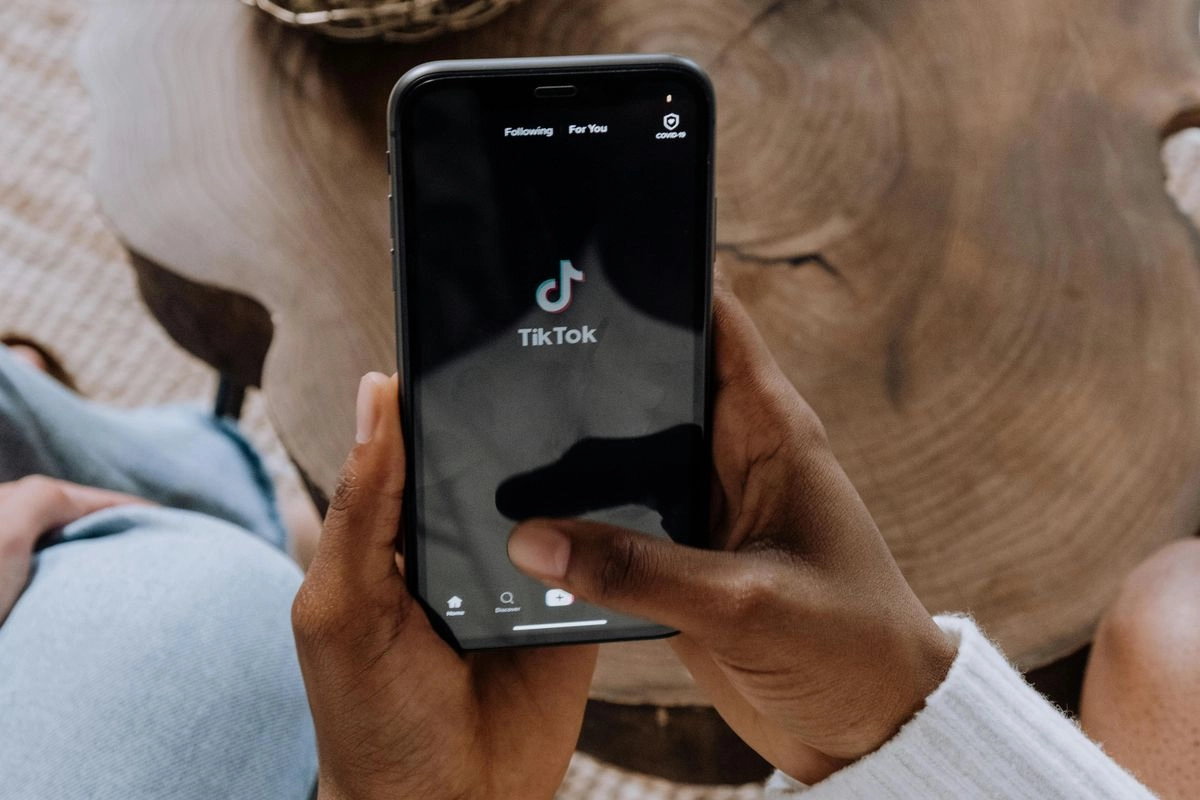 Kenapa FYP TikTok Isinya Itu-itu Saja? Ini Penyebab dan Cara Mengubahnya