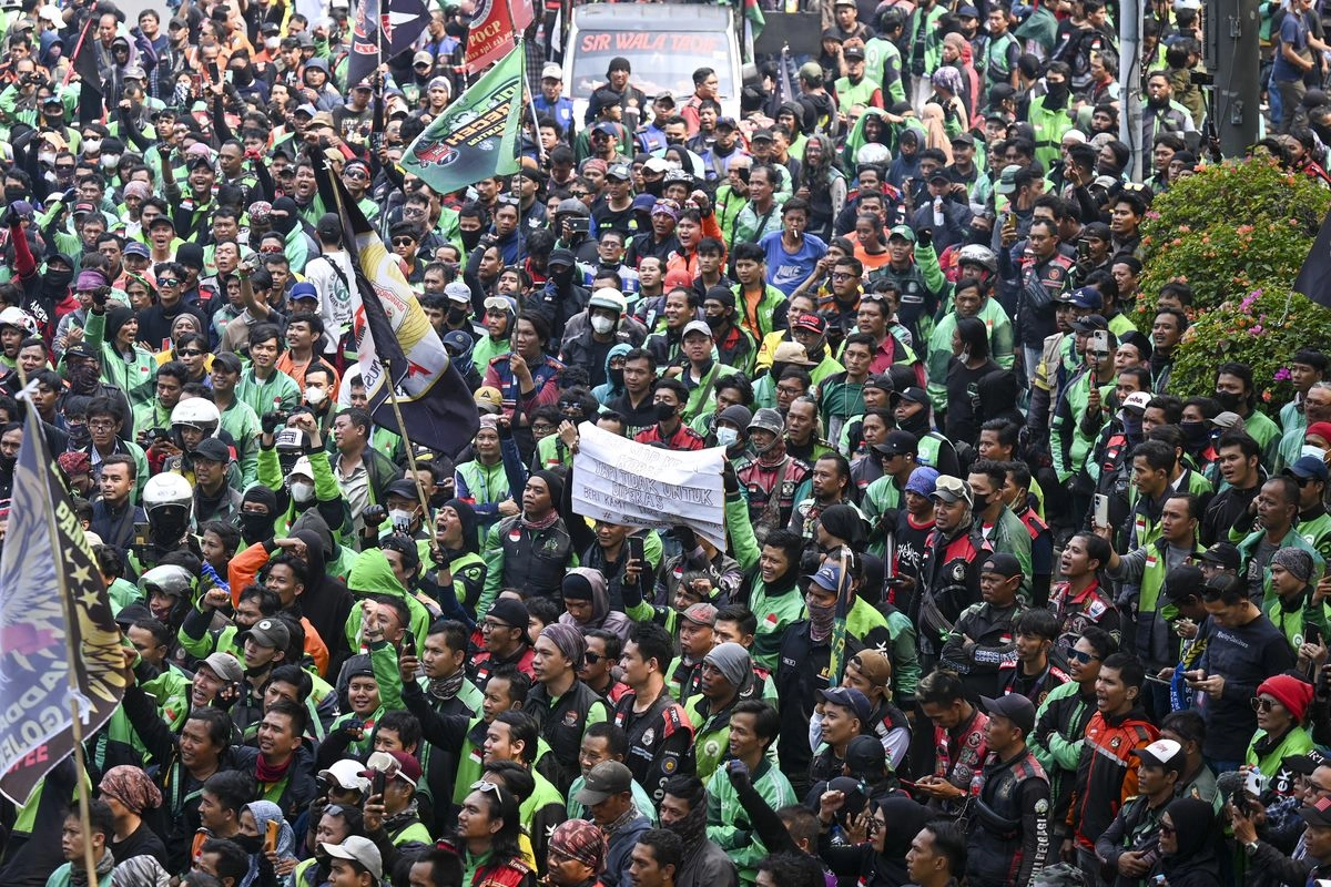 Ketidakpastian Hukum Ekonomi Gig dan Ojol di Indonesia