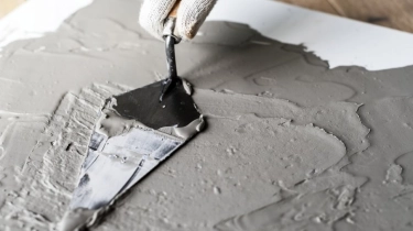 Menuju Industri Hijau: Peluang Indonesia Pimpin Produksi Semen dan Amonia Ramah Lingkungan