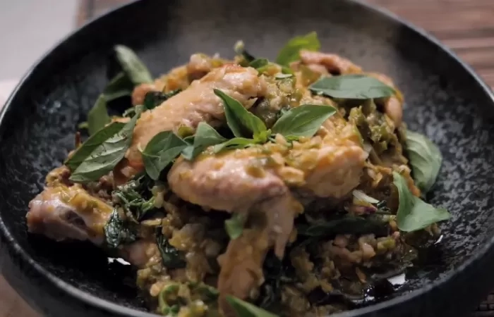 Resep Ayam Tinoransak Khas Manado yang Gurih dan Mudah Dibuat di Rumah