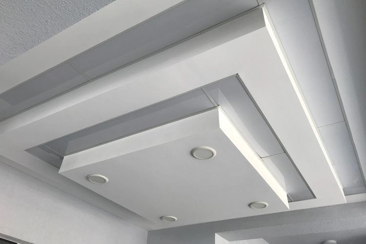 Bingung Pilih Plafon Gypsum atau PVC? Ini Perbandingannya