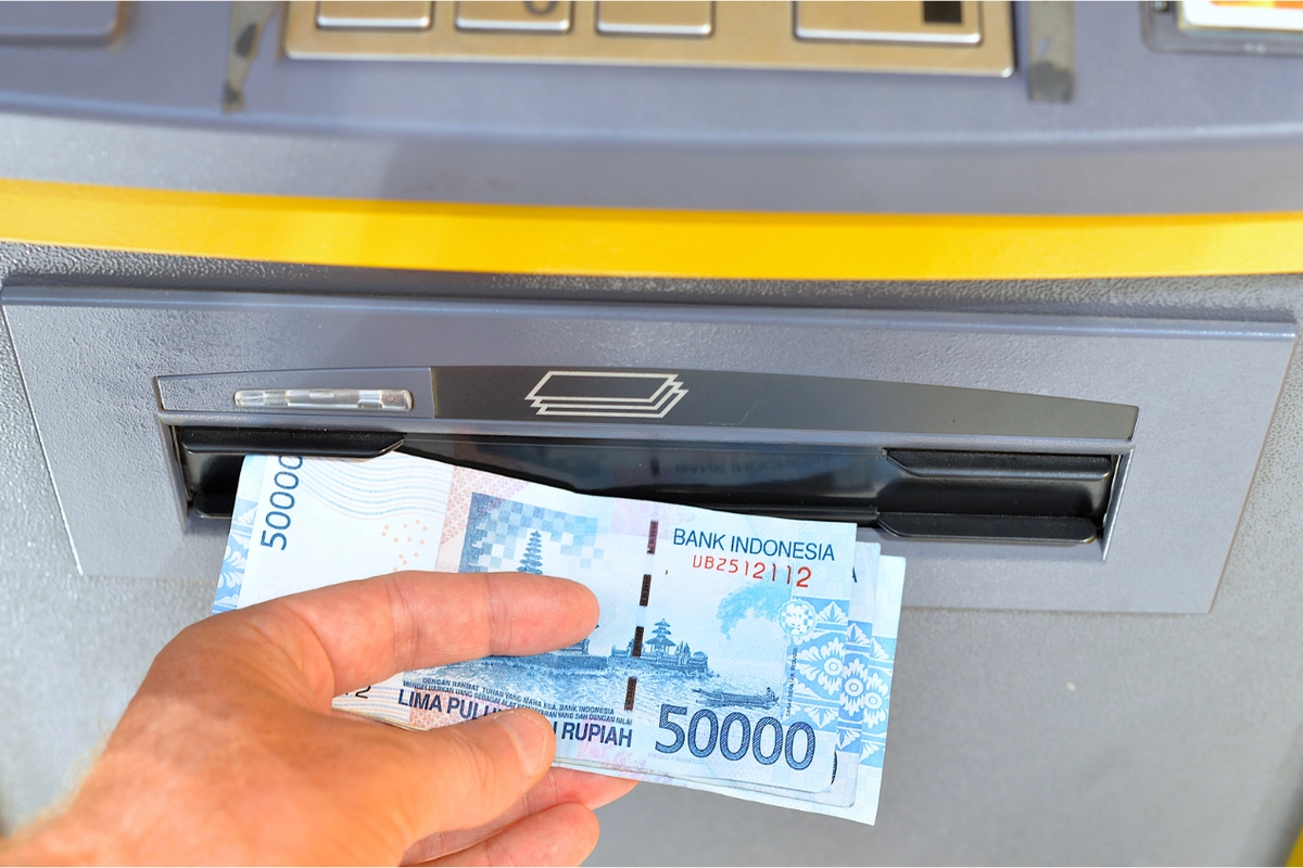 Cek di bsu.kemnaker.go.id 2025, Kemnaker Pastikan BSU Segera Cair, Pekerja Diminta Bersabar