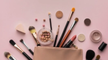 Hati-Hati! Jangan Pakai 6 Produk Makeup Ini Setiap Hari, Bisa Bikin Masalah Kulit