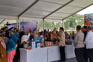 Ketika Gibran Diminta Endorse Foto oleh UMKM di Banyuwangi