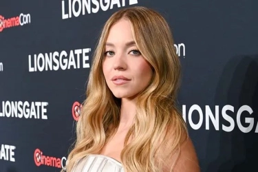 Sabun dari Air Bekas Mandi Sydney Sweeney, Kreatif atau Cari Sensasi?