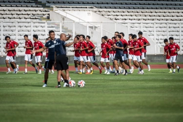 Zulkifli Syukur Dampingi Gerald Vanenburg di Timnas U23, Langkah Baru di Karier Kepelatihan
