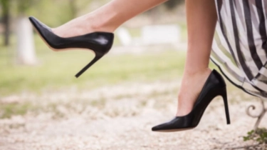 5 Rekomendasi Heels yang Cocok untuk Kaki Lebar, Anti Lecet dan Nyaman Dipakai Seharian