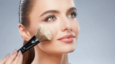 6 Rekomendasi Bedak Tabur di Indomaret untuk Kulit Berminyak, Harga Mulai Rp20 Ribuan