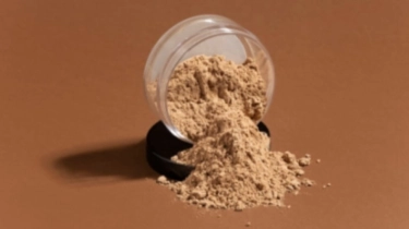 7 Bedak Tabur yang Bisa Mencerahkan Wajah: Harga Murah, Mulai dari Rp20 Ribuan