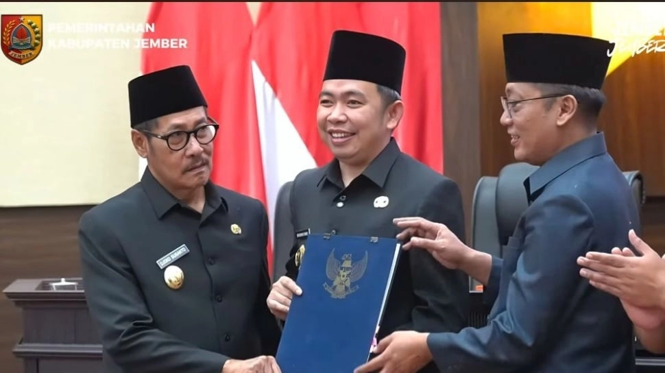 Dalam Sidang Paripurna DPRD, Bupati Jember Sampaikan 5 Visi Pembangunan Jangka Menengah 2025-2029