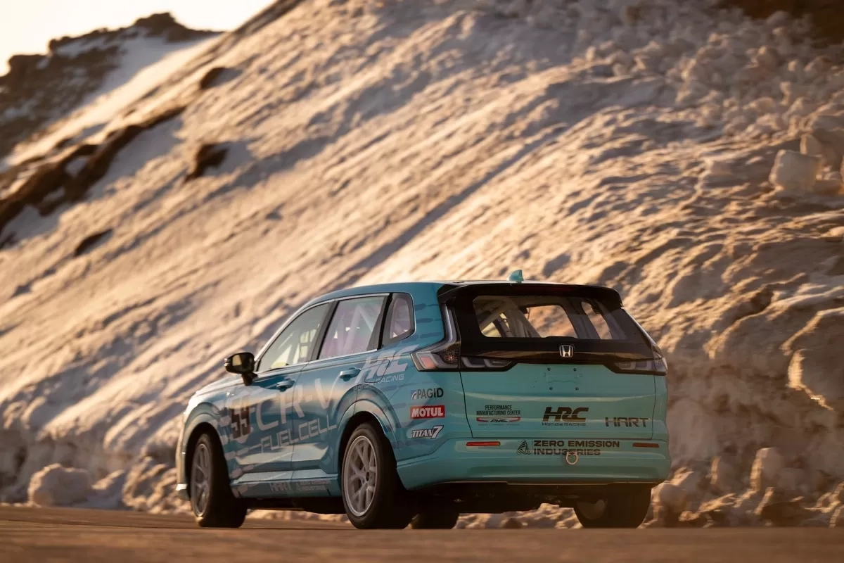 Honda CR-V e:FCEV jadi Mobil Hidrogen Pertama Tampil di Kompetisi Pikes Peak, Intip Spesifikasinya di Sini