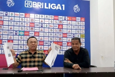 Malut United Ungkap Alasan Pemecatan Imran Nahumarury dan Yeyen Tumena