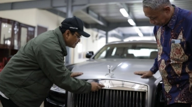 Lelang Mobil Rolls-Royce Laku Rp2,5 Miliar, Kemensos Renovasi Rumah Keluarga Miskin