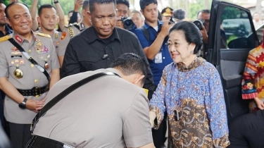 Ungkap Makna di Balik Kapolri Listyo Sigit Cium Tangan Megawati, Begini Kata PDIP
