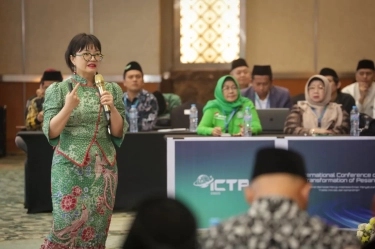 Wamendiktisaintek Stella Christie Sebut Teknologi AI Bisa Masuk Kurikulum Pesantren