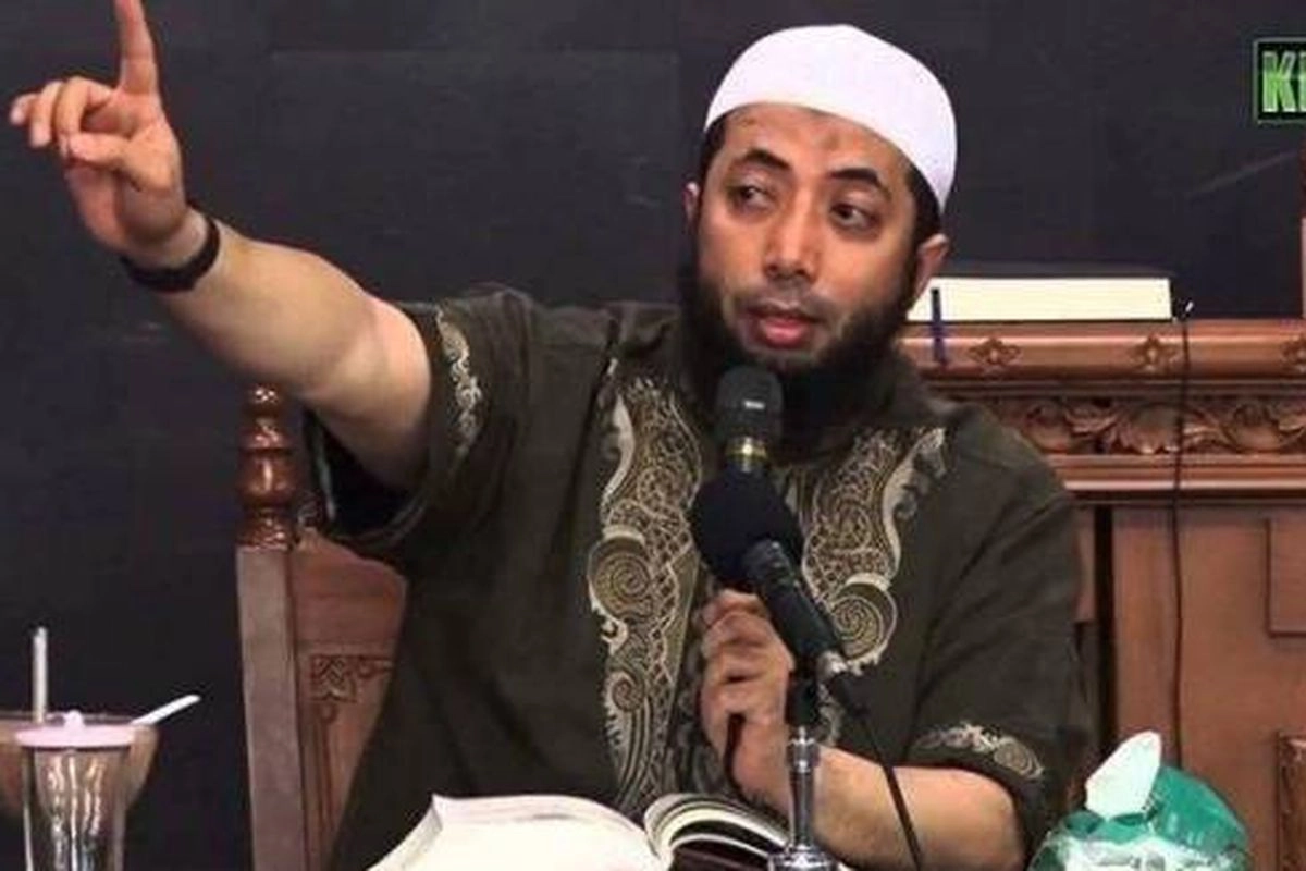 Kenapa Ustaz Khalid Basalamah Diperiksa KPK?