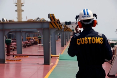 Bea Cukai Catat Kinerja Positif di Tengah Ketidakpastian Ekonomi Global, Penerimaan Tembus Rp 122,9 Triliun