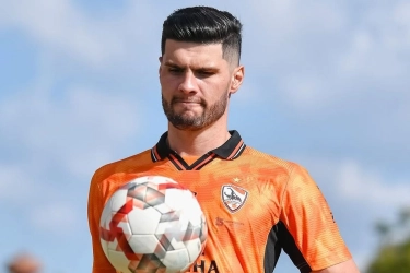 Statistik Julio Cesar Vs Nick Kuipers, Mana Lebih Baik untuk Persib?