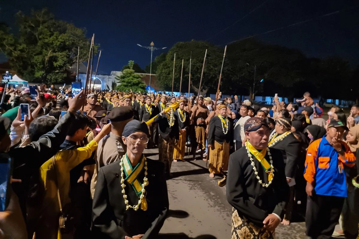 Tradisi Tapa Bisu, Ritual Hening Malam 1 Suro yang Sarat Makna